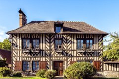 Le-Bec-Hellouin-France-2025-14