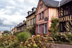 Le-Bec-Hellouin-France-2025-53